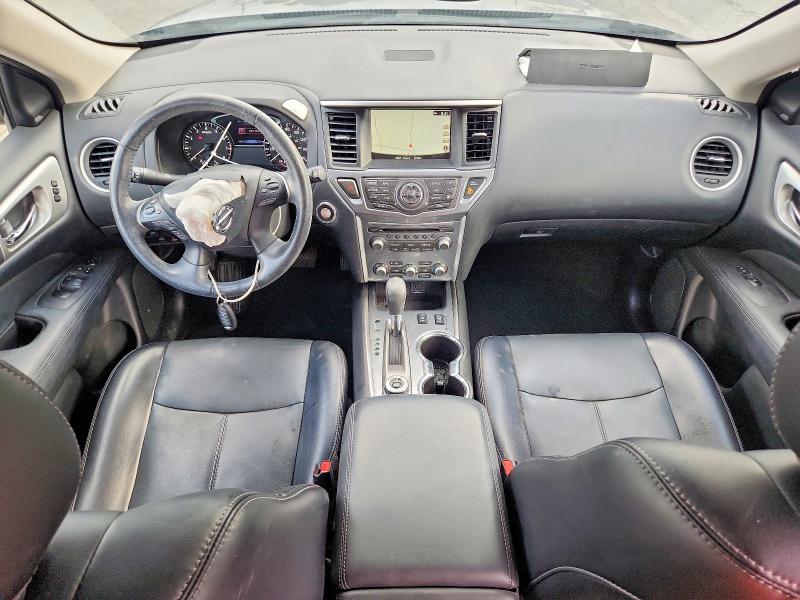 67839816 :رقم المزاد ، 5N1DR2CMXLC624243 vin ، 2020 Nissan Pathfinder مزاد بيع