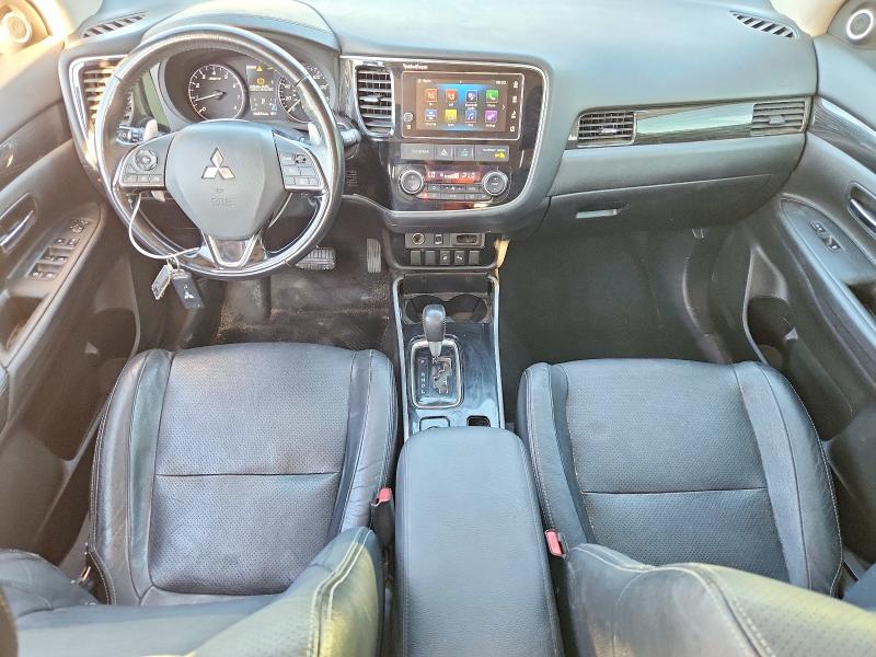 67545676 :رقم المزاد ، JA4JZ4AX1JZ010296 vin ، 2018 Mitsubishi Outlander مزاد بيع