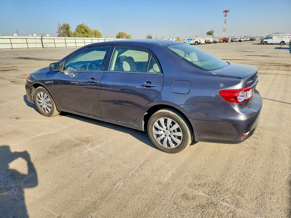 69988476 :رقم المزاد ، JTDBU4EE7DJ117776 vin ، 2013 Toyota Corolla مزاد بيع