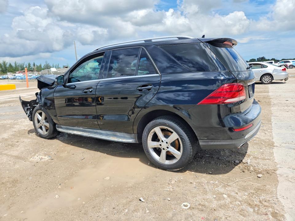67549796 :رقم المزاد ، 4JGDA5JB1HA824876 vin ، 2017 Mercedes-benz Gle مزاد بيع