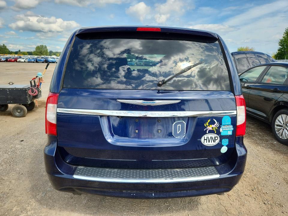 2016 Chrysler Town & Country მანქანა იყიდება აუქციონზე, vin: 2C4RC1CG8GR149835, აუქციონის ნომერი: 68016006