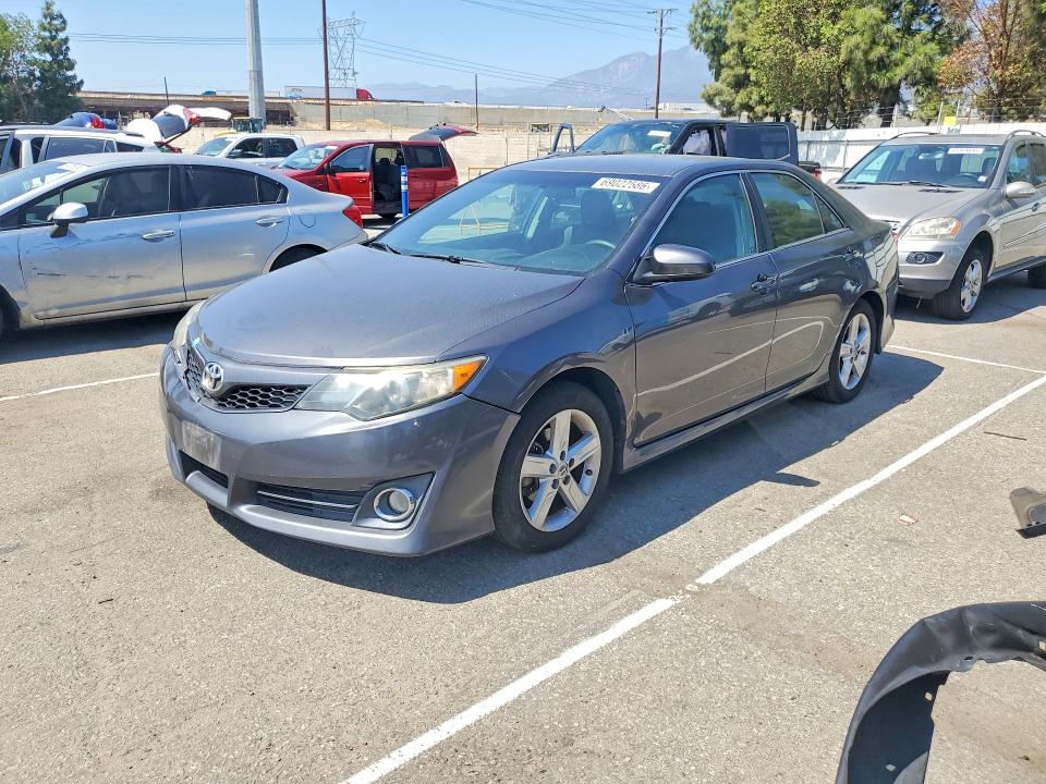 Auction sale of the 2014 Toyota Camry, vin: 4T1BF1FKXEU408782, lot number: 69022586