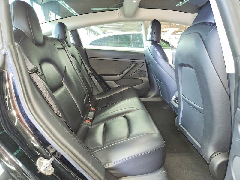67679876 :رقم المزاد ، 5YJ3E1EA1NF369335 vin ، 2022 Tesla Model 3 مزاد بيع