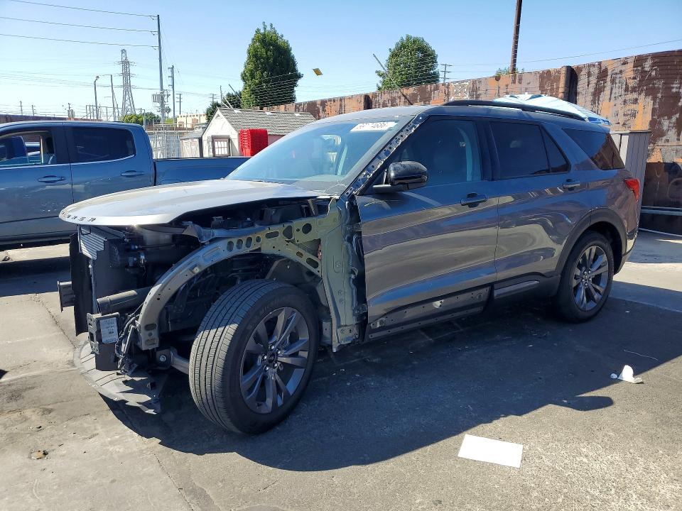 Продажа на аукционе авто 2024 Ford Explorer, vin: 1FMSK7DH2RGA17538, номер лота: 69174686