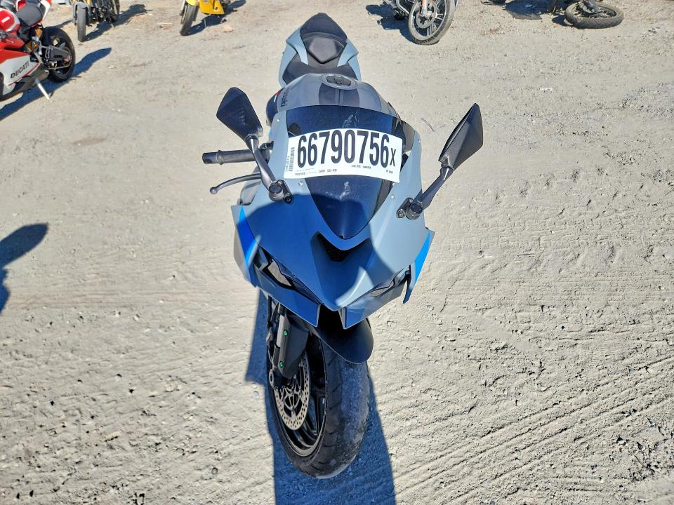 66790756 :رقم المزاد ، JKBZXJK17SA009490 vin ، 2025 Kawasaki Zx636 مزاد بيع