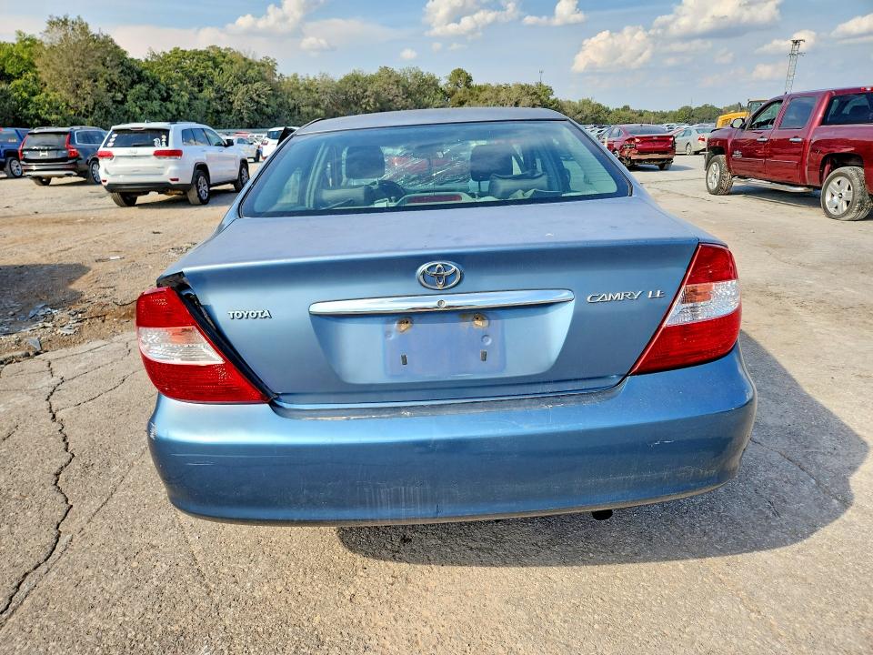 70477326 :رقم المزاد ، 4T1BE32K14U856914 vin ، 2004 Toyota Camry مزاد بيع
