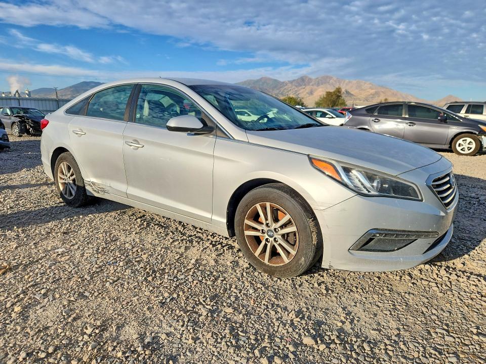 Продажа на аукционе авто 2015 Hyundai Sonata, vin: 5NPE24AF0FH003986, номер лота: 69903116