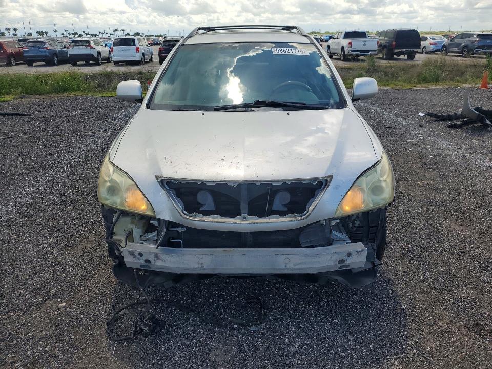 68621716 :رقم المزاد ، 2T2HA31U66C108040 vin ، 2006 Lexus Rx مزاد بيع