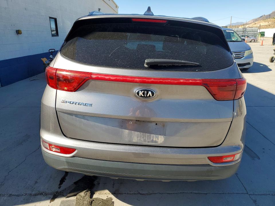 Продажа на аукционе авто 2018 Kia Sportage, vin: KNDPMCAC3J7385124, номер лота: 68189916