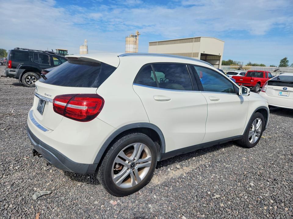 Продажа на аукционе авто 2018 Mercedes-benz Gla, vin: WDCTG4GB8JJ436138, номер лота: 69906366