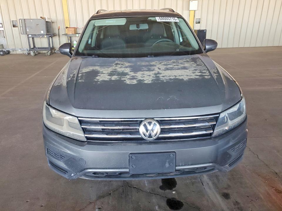 Продажа на аукционе авто 2019 Volkswagen Tiguan, vin: 3VV1B7AX1KM181503, номер лота: 68665716