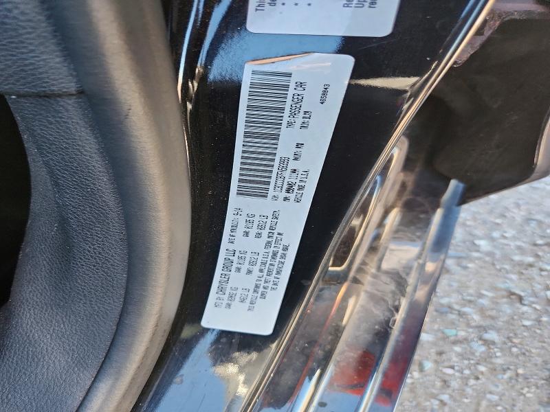 68742836 :رقم المزاد ، 1C3CCCCB7FN583993 vin ، 2015 Chrysler 200 مزاد بيع