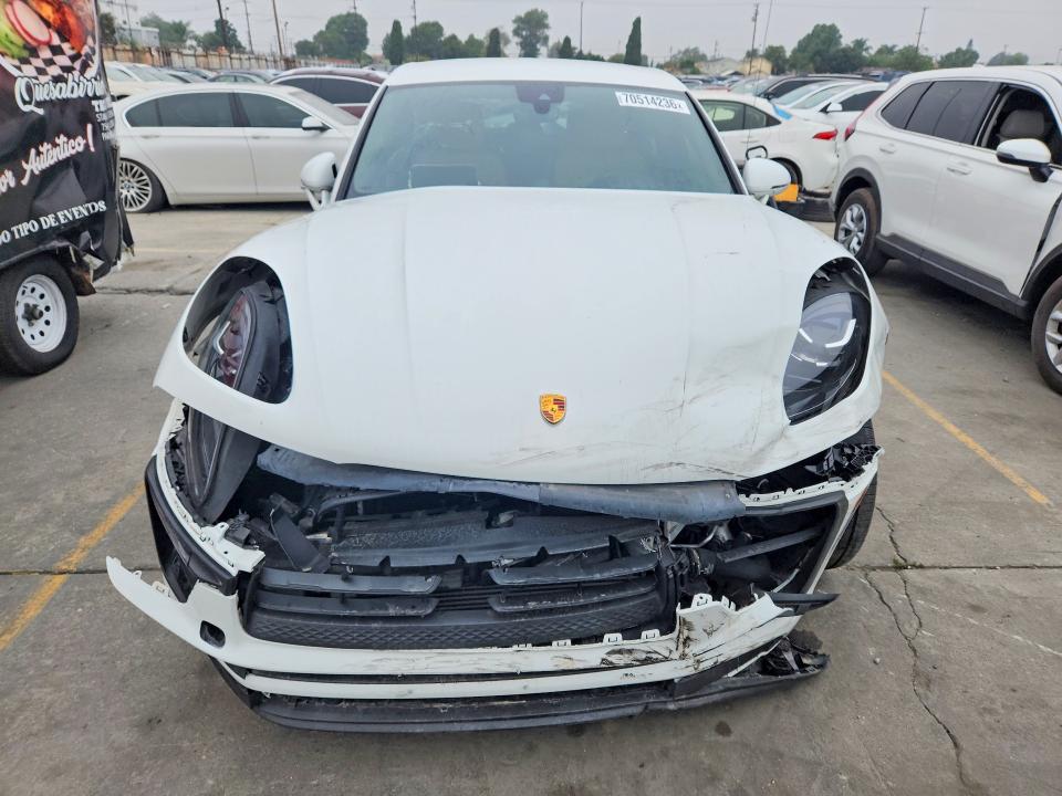 70514236 :رقم المزاد ، WP1AA2A55PLB11240 vin ، 2023 Porsche Macan مزاد بيع