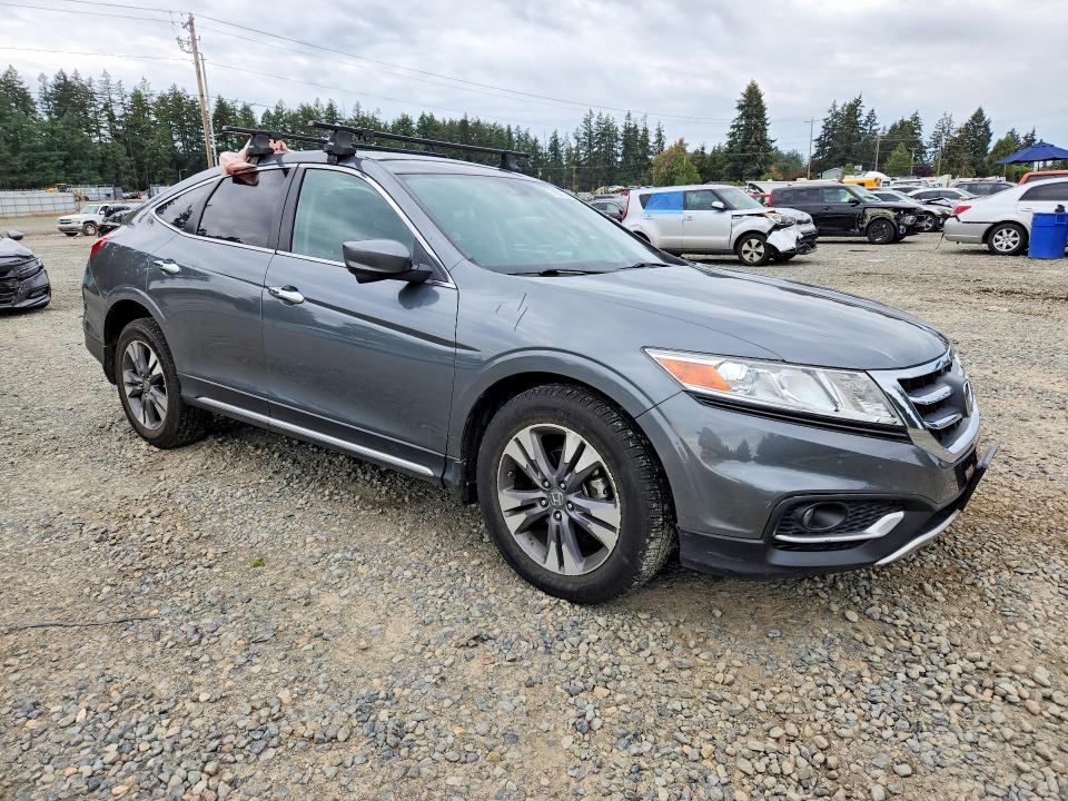 70672256 :رقم المزاد ، 5J6TF2H50DL005463 vin ، 2013 Honda Crosstour مزاد بيع