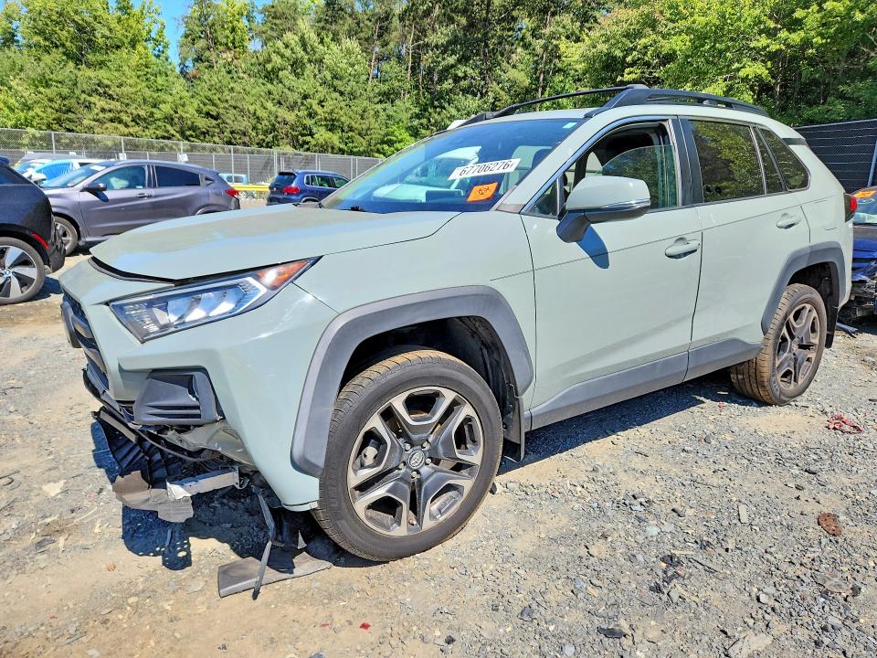 Auction sale of the 2019 Toyota Rav4, vin: 2T3J1RFV1KW032124, lot number: 67706276