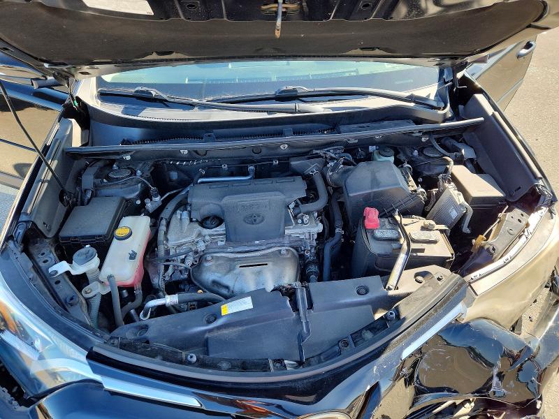 Продаж на аукціоні авто 2018 Toyota Rav4, vin: 2T3RFREV0JW825435, номер лоту: 68788716