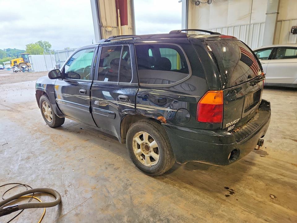 68246996 :رقم المزاد ، 1GKDT13S252292228 vin ، 2005 Gmc Envoy مزاد بيع