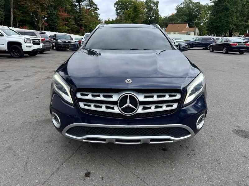 Продажа на аукционе авто 2019 Mercedes-benz Gla, vin: WDCTG4EB2KU006818, номер лота: 71252326