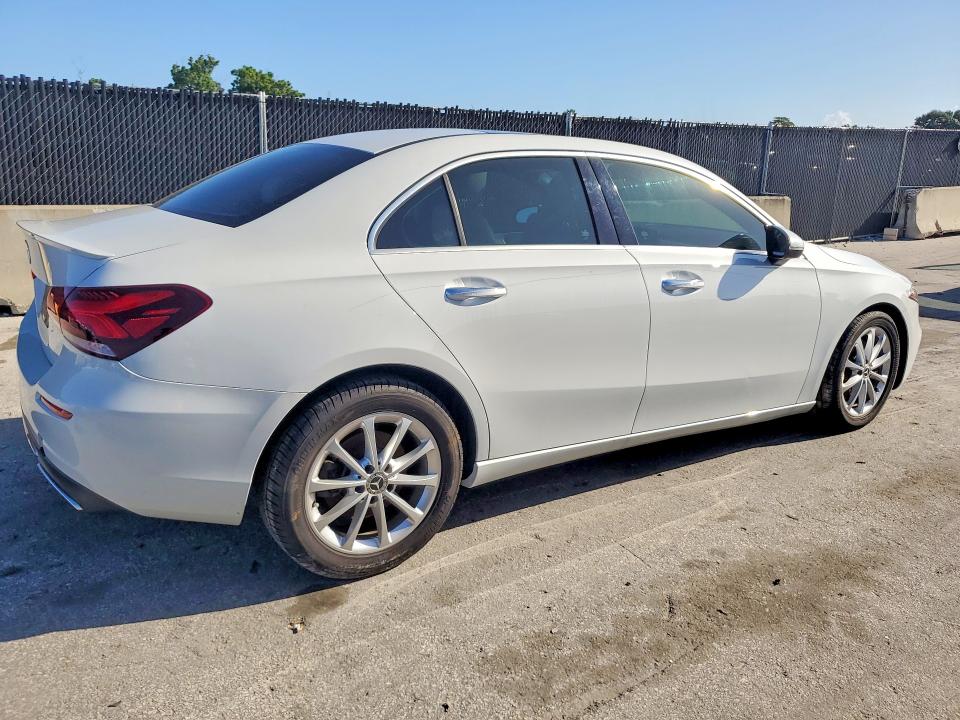 69496166 :رقم المزاد ، WDD3G4EBXLW038904 vin ، 2020 Mercedes-benz A مزاد بيع