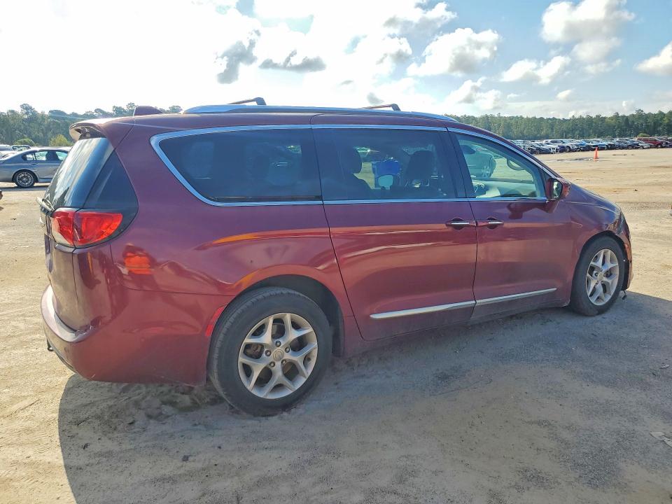 Продаж на аукціоні авто 2017 Chrysler Pacifica, vin: 2C4RC1EGXHR614369, номер лоту: 69749736