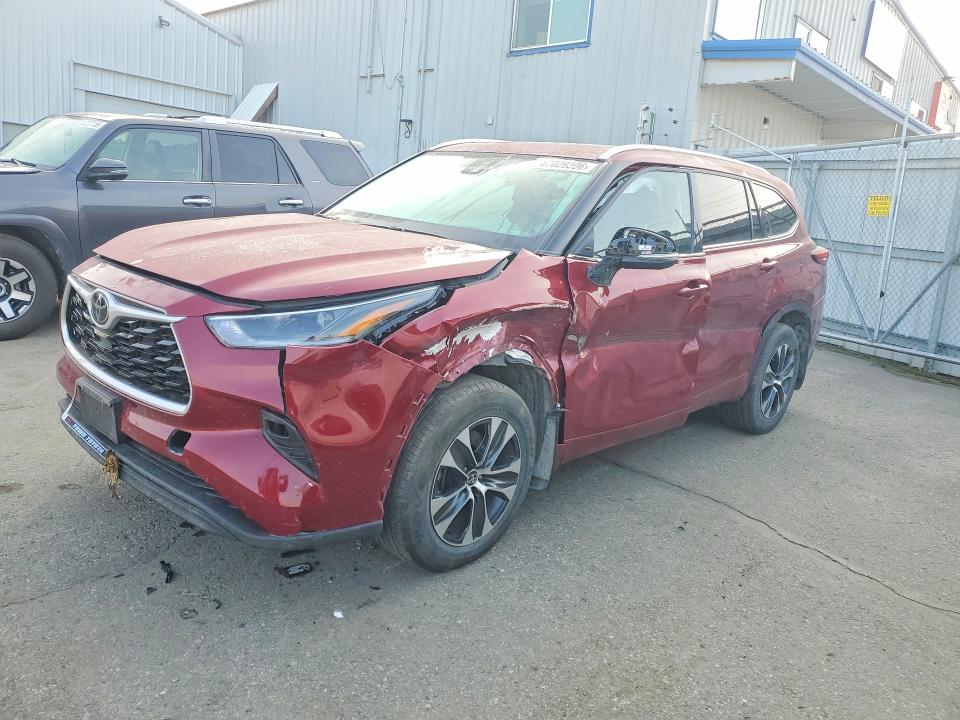 Продаж на аукціоні авто 2021 Toyota Highlander, vin: 5TDGZRBHXMS547257, номер лоту: 67029306