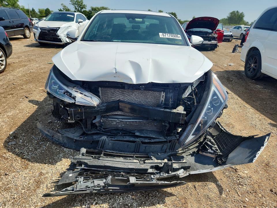 2019 Hyundai Elantra მანქანა იყიდება აუქციონზე, vin: KMHD04LB9KU828996, აუქციონის ნომერი: 67170506