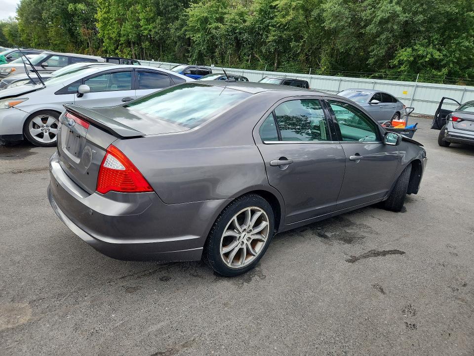2011 Ford Fusion მანქანა იყიდება აუქციონზე, vin: 3FAHP0HA1BR340049, აუქციონის ნომერი: 69758916