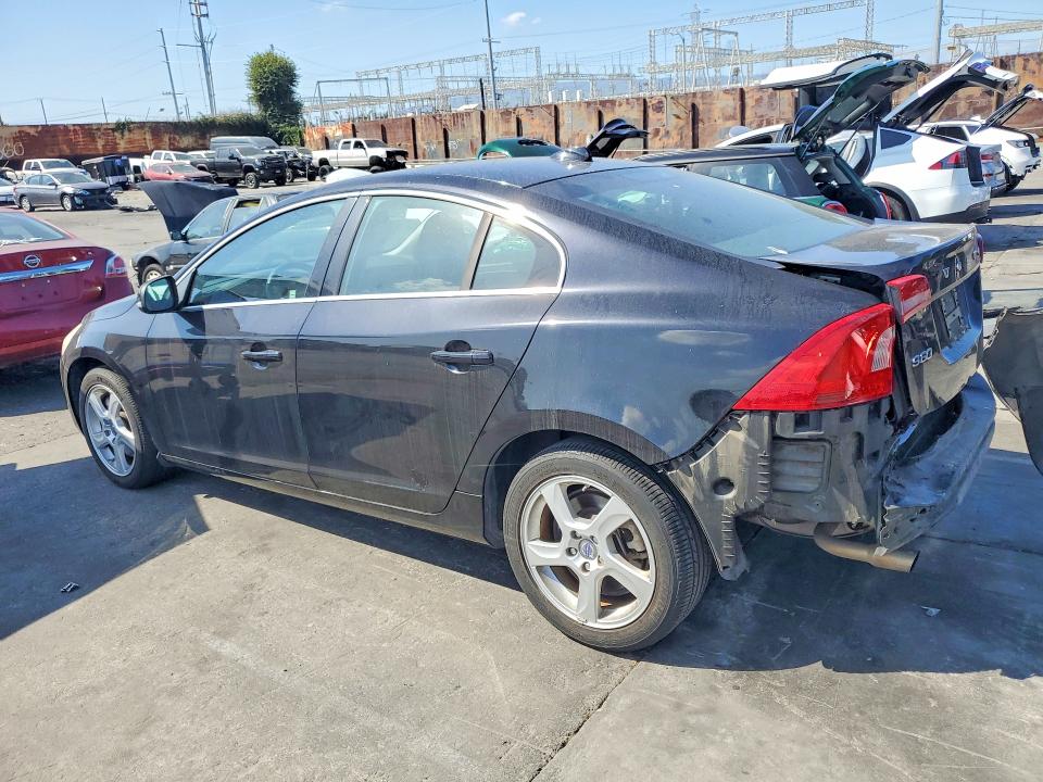 2012 Volvo S60 მანქანა იყიდება აუქციონზე, vin: YV1622FS6C2140534, აუქციონის ნომერი: 70342426