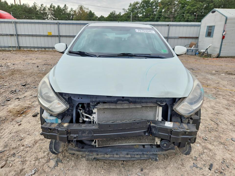 2013 Hyundai Accent მანქანა იყიდება აუქციონზე, vin: KMHCT5AEXDU121169, აუქციონის ნომერი: 70703046