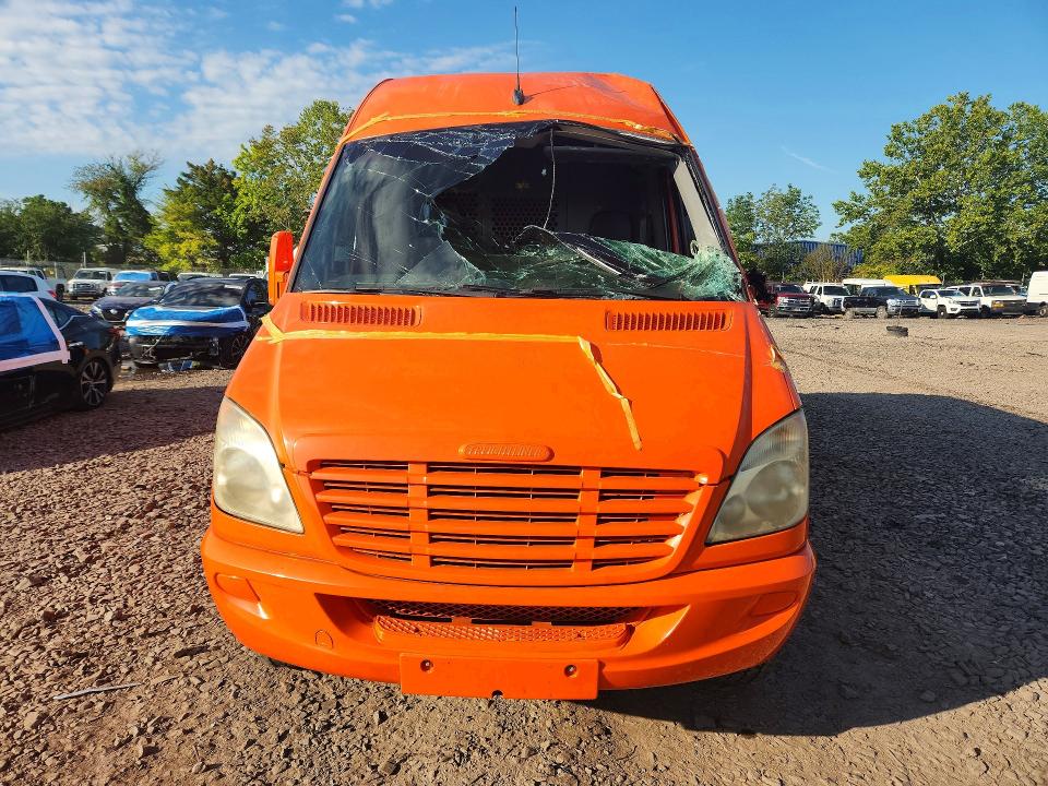 2008 Freightliner Sprinter მანქანა იყიდება აუქციონზე, vin: WDYPE745485343783, აუქციონის ნომერი: 67870326