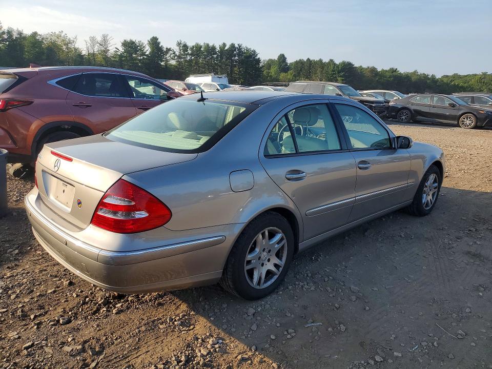 66803766 :رقم المزاد ، WDBUF65J84A468397 vin ، 2004 Mercedes-benz E مزاد بيع