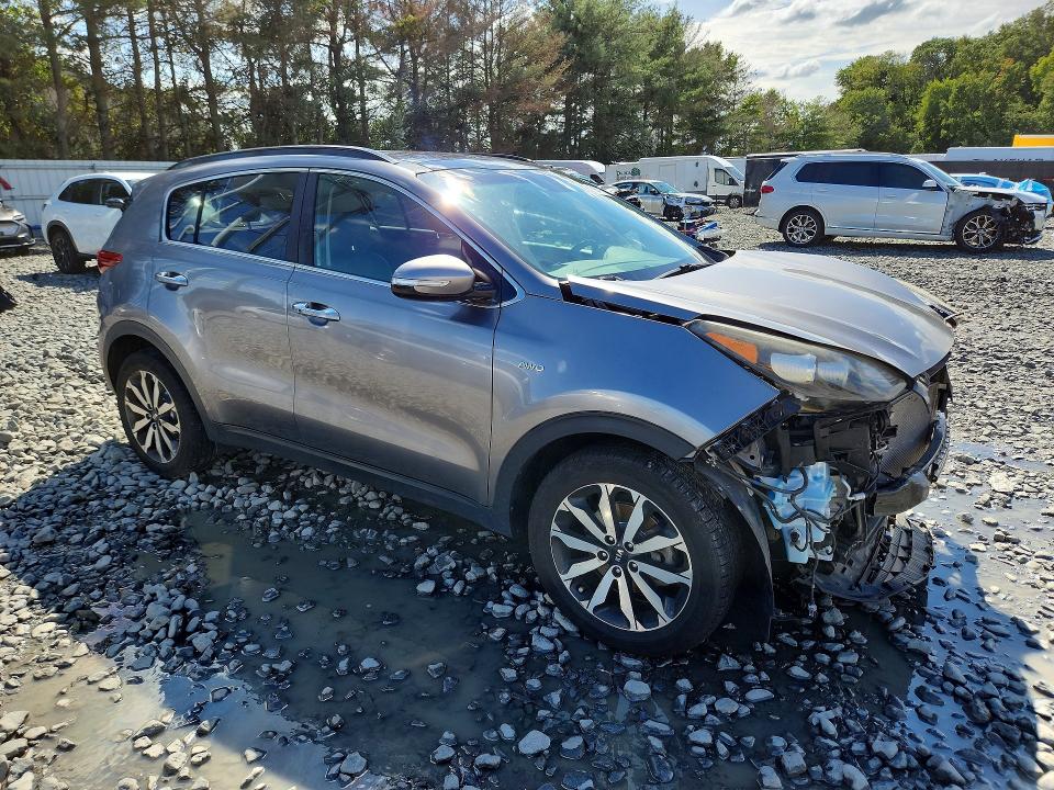 69877606 :رقم المزاد ، KNDPNCAC7J7365374 vin ، 2018 Kia Sportage مزاد بيع