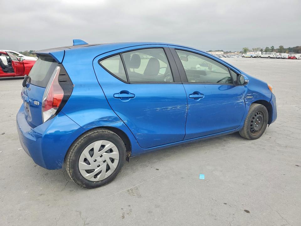 Продажа на аукционе авто 2016 Toyota Prius C, vin: JTDKDTB33G1137377, номер лота: 69683006