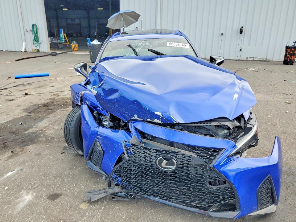 66839166 :رقم المزاد ، JTHBZ1B20R5079865 vin ، 2024 Lexus Is 350 مزاد بيع