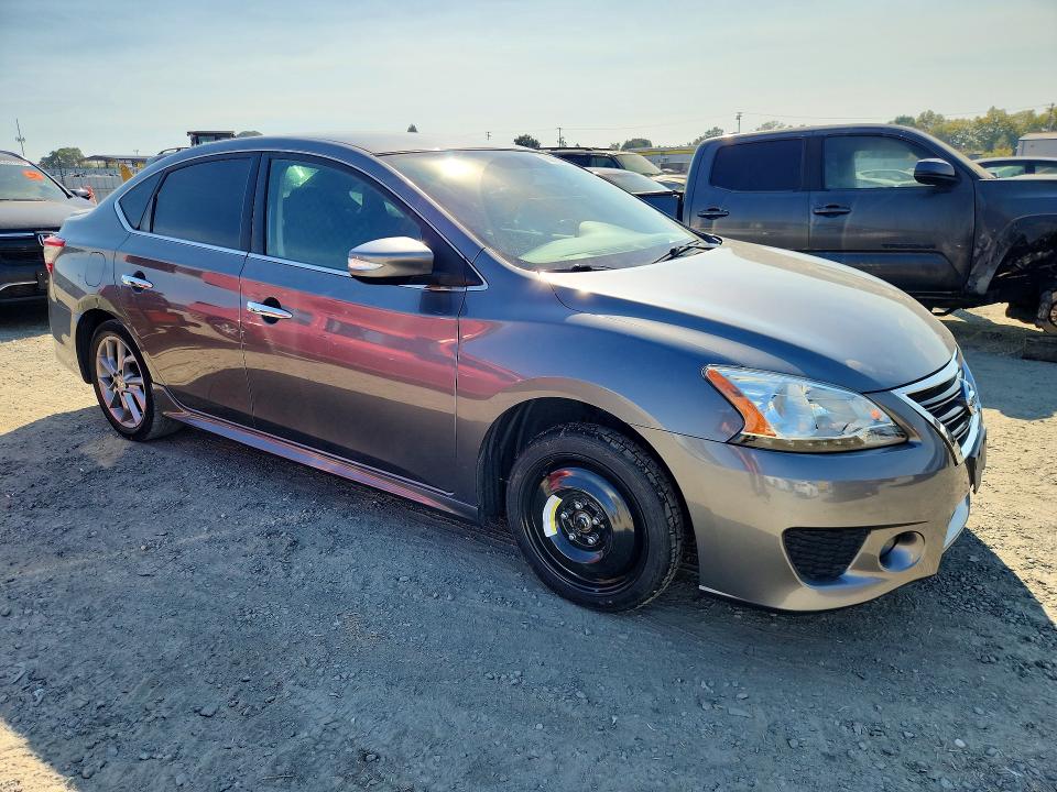 68870626 :رقم المزاد ، 3N1AB7APXFY371719 vin ، 2015 Nissan Sentra مزاد بيع