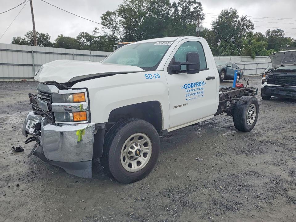 70145746 :رقم المزاد ، 1GB3CYCG0FZ544518 vin ، 2015 Chevrolet Silverado مزاد بيع