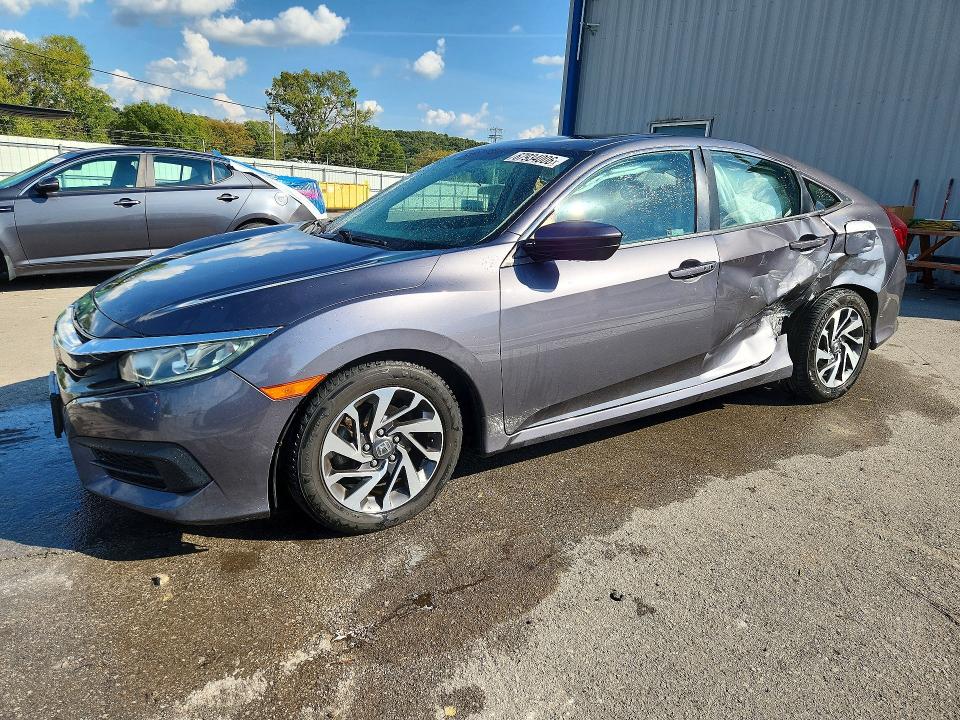 Aukcja sprzedaży 2018 Honda Civic, vin: 2HGFC2F72JH602494, numer aukcji: 67934006