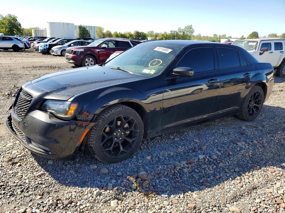 Aukcja sprzedaży 2015 Chrysler 300, vin: 2C3CCABG9FH743253, numer aukcji: 70114696
