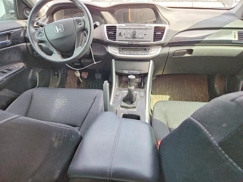 2015 Honda Accord მანქანა იყიდება აუქციონზე, vin: 1HGCR2E51FA803522, აუქციონის ნომერი: 68494466