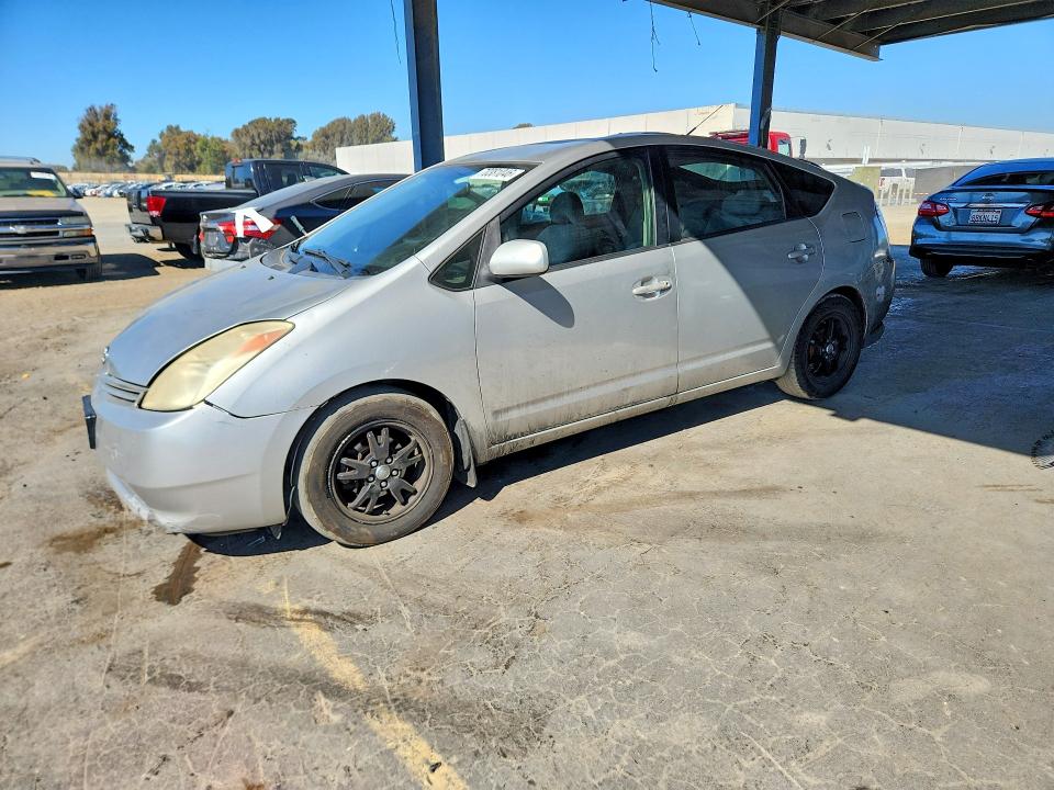 2005 Toyota Prius მანქანა იყიდება აუქციონზე, vin: JTDKB20U057040983, აუქციონის ნომერი: 70381046