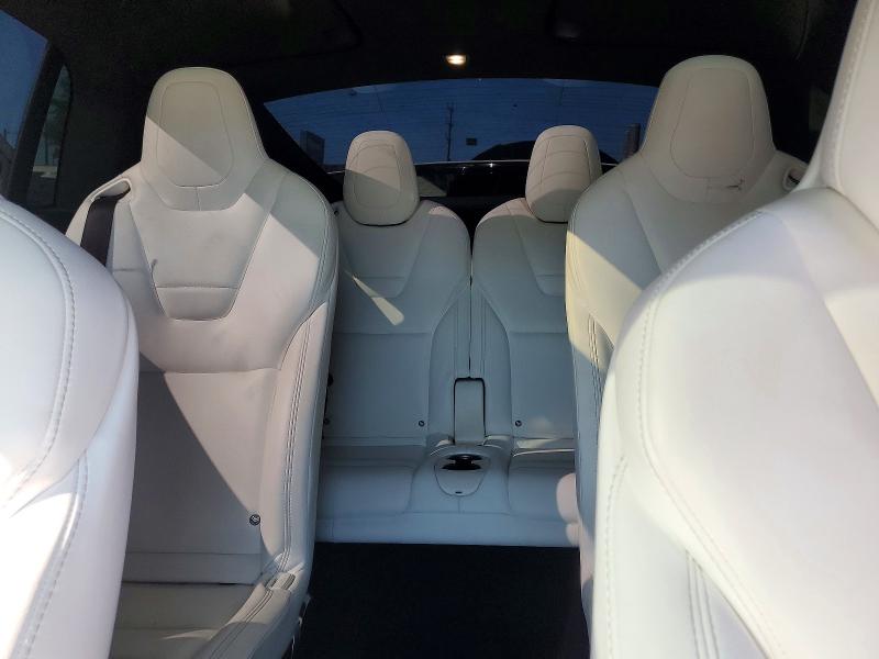 Продажа на аукционе авто 2017 Tesla Model X, vin: 5YJXCBE21HF044050, номер лота: 70553976