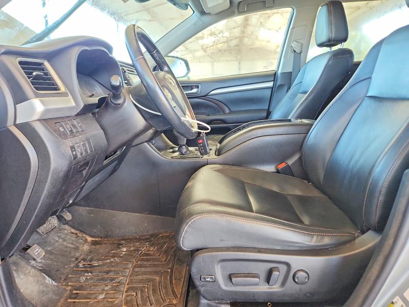 Продажа на аукционе авто 2017 Toyota Highlander, vin: 5TDJZRFH7HS365103, номер лота: 71072086