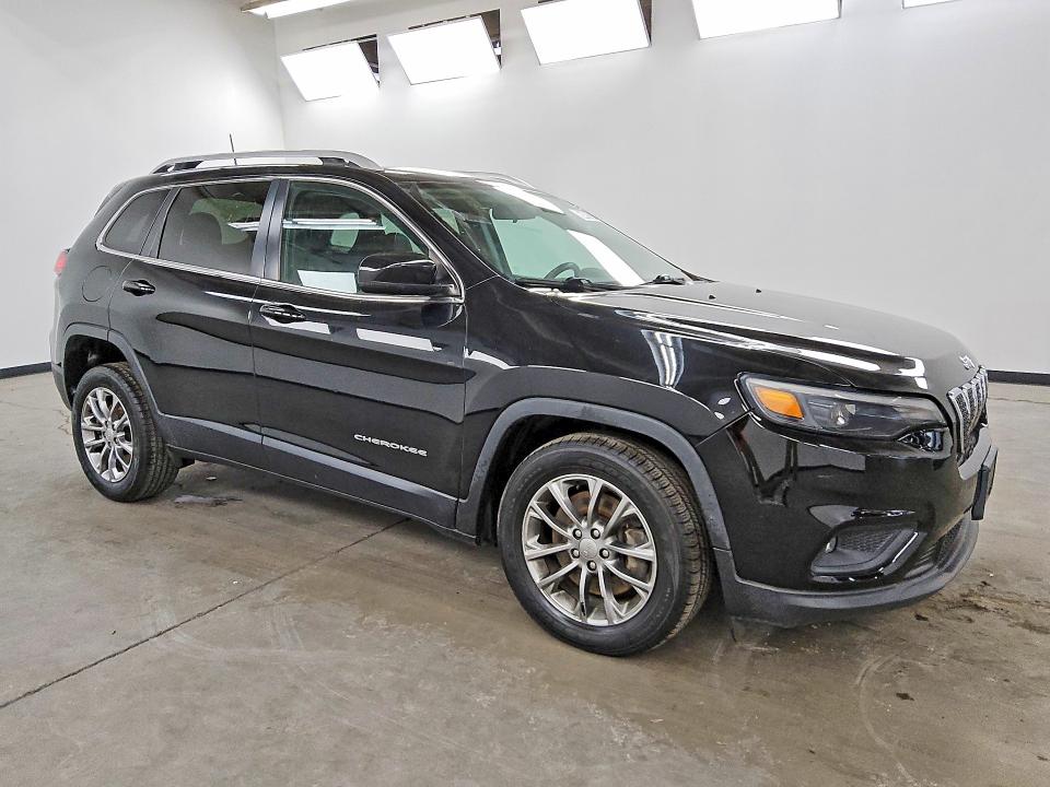 66490176 :رقم المزاد ، 1C4PJLLX6KD439785 vin ، 2019 Jeep Cherokee مزاد بيع