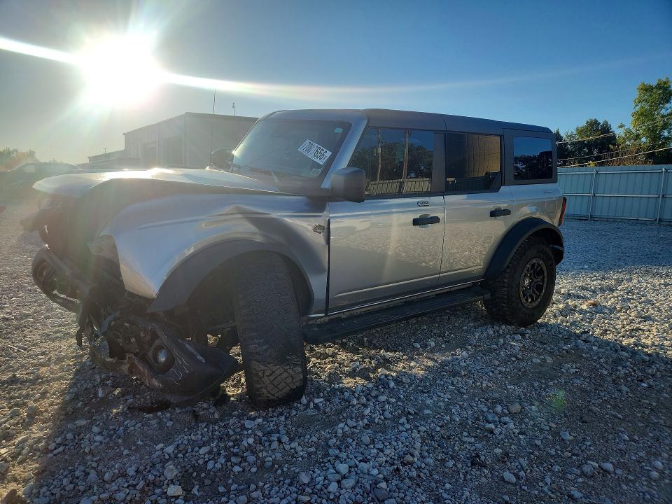 Продаж на аукціоні авто 2023 Ford Bronco, vin: 1FMEE5DP4PLC09550, номер лоту: 70017656