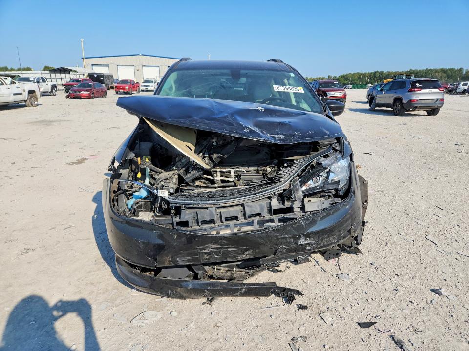 Продаж на аукціоні авто 2021 Chrysler Voyager, vin: 2C4RC1DG7MR511762, номер лоту: 67398096