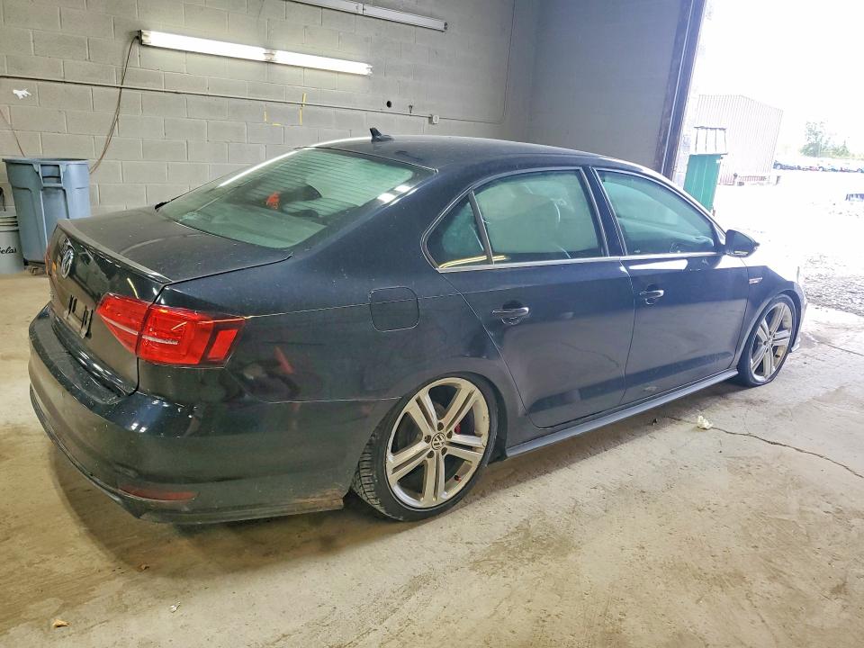 70775326 :رقم المزاد ، 3VW5T7AJ7HM379534 vin ، 2017 Volkswagen Jetta مزاد بيع