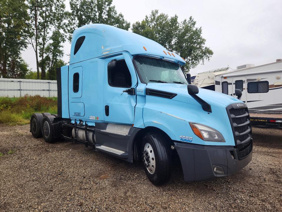 Продажа на аукционе авто 2023 Freightliner Cascadia 126, vin: 3AKJHHDR4PSUM6033, номер лота: 69519316