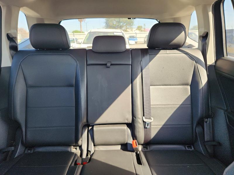 Продажа на аукционе авто 2020 Volkswagen Tiguan, vin: 3VV2B7AX5LM126090, номер лота: 70738496