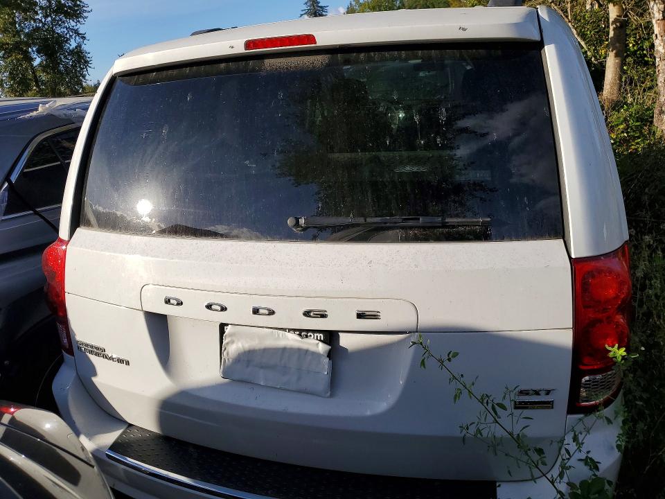 2014 Dodge Grand Caravan მანქანა იყიდება აუქციონზე, vin: 2C4RDGBG5ER235893, აუქციონის ნომერი: 61425726