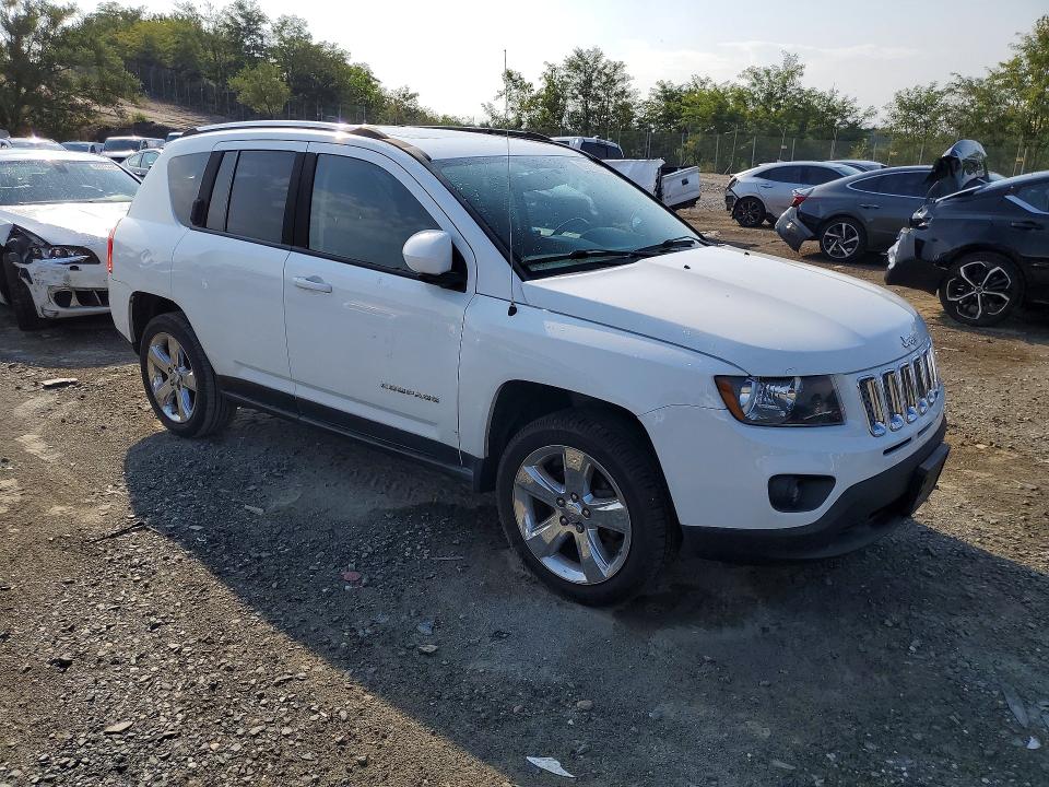 Продажа на аукционе авто 2015 Jeep Compass, vin: 1C4NJDEB2FD130898, номер лота: 69123316